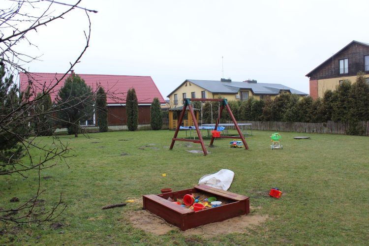 SAULĖTAS IR PILNAI ĮRENGTAS BUTAS UŽLIEDŽIUOSE !!!