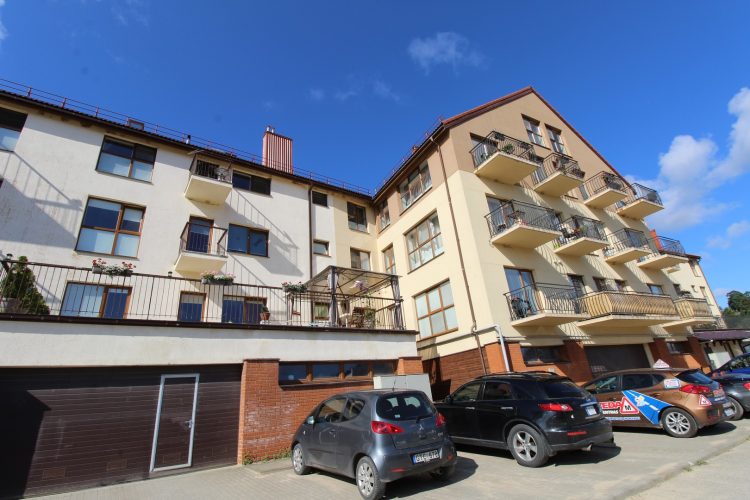 PARDUODAMAS 3-Ų KAMBARIŲ 84 KV. M. BUTAS ŠALIA NEVĖŽIO VALSTYBINIO KRAŠTOVAIZDŽIO DRAUSTINIO