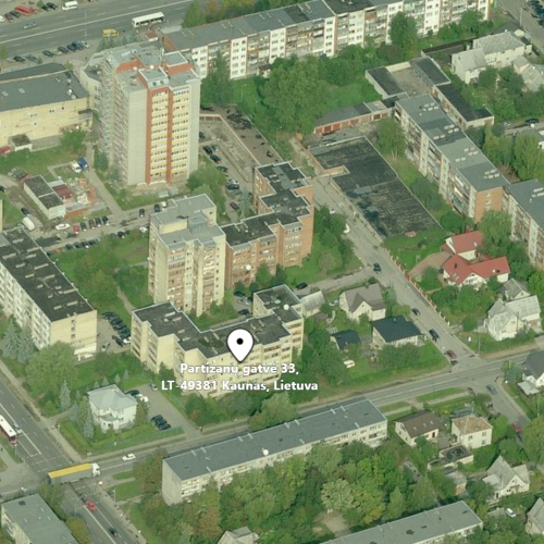 PARDUODAMAS JAUKUS 4 KAMBARIŲ 80 KV. M. BUTAS SU ERDVIU BALKONU STRATEGIŠKAI PATOGIOJE VIETOJE.