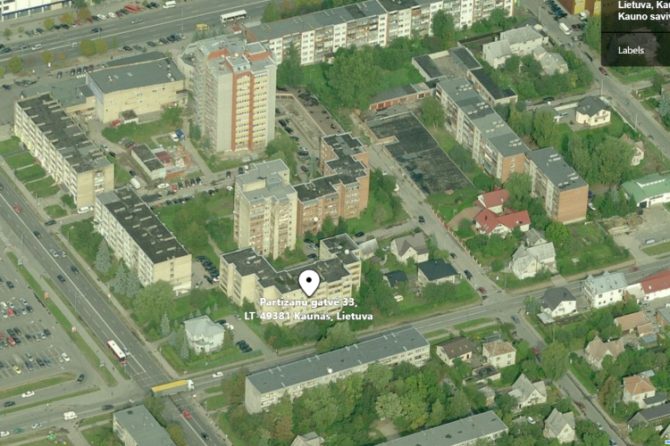 PARDUODAMAS JAUKUS 4 KAMBARIŲ 80 KV. M. BUTAS SU ERDVIU BALKONU STRATEGIŠKAI PATOGIOJE VIETOJE.